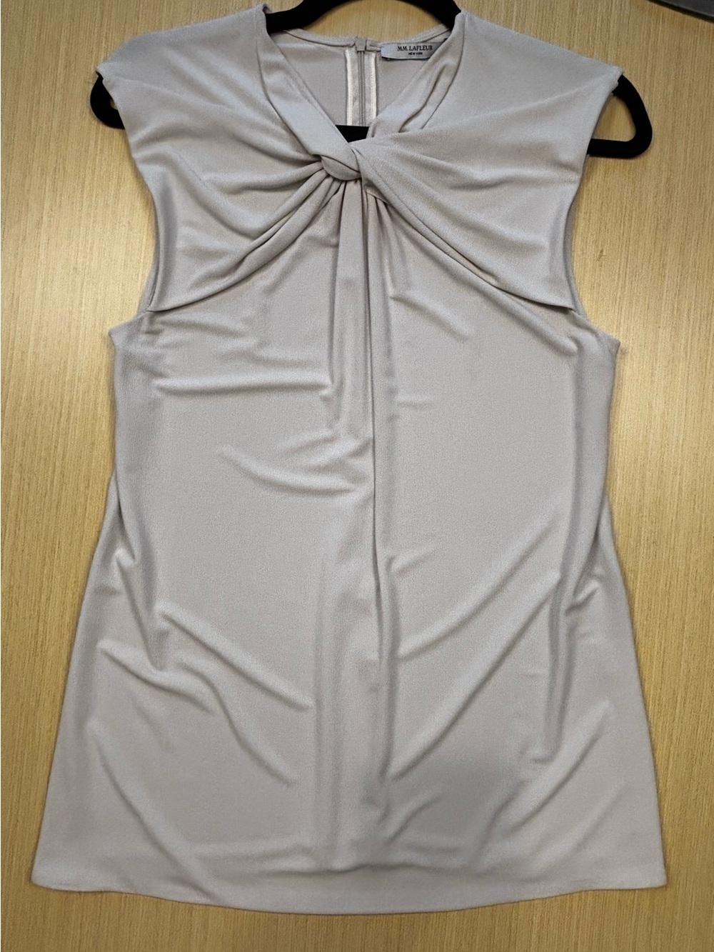 MM Lafleur Walter’s 2.0 Twist Neck Sleeveless Top Light Gray Mist Sz M